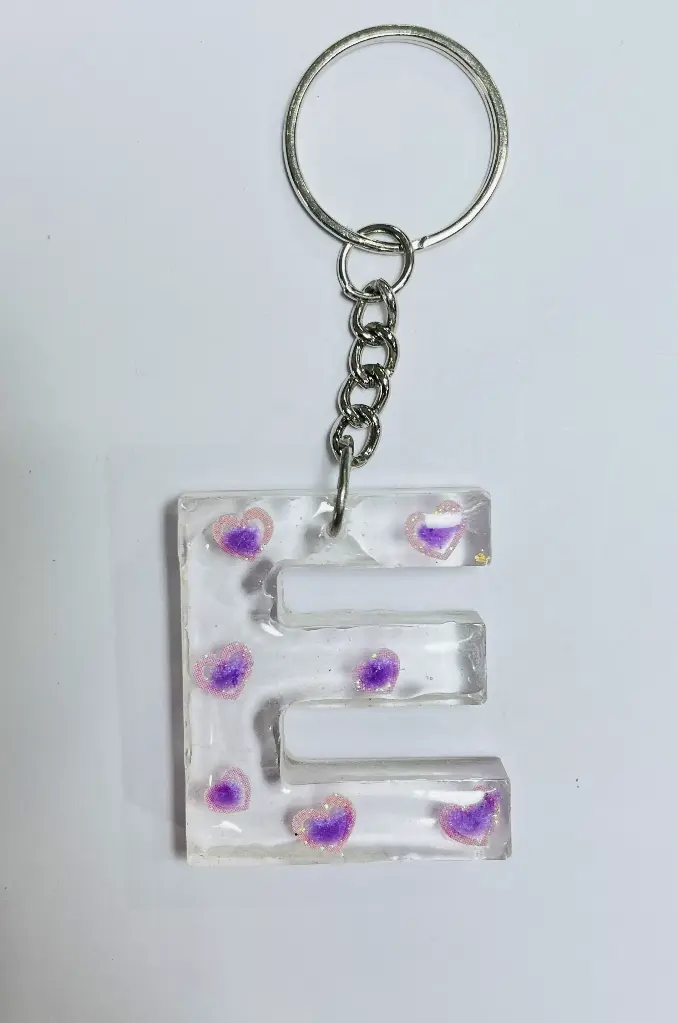 Letter 'E' with flowers Keychain -GMK019