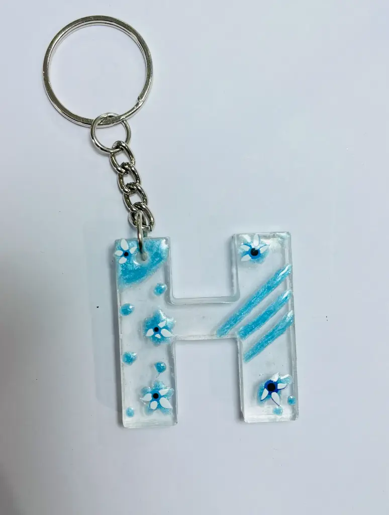 Letter 'H' with flowers Keychain -GMK022
