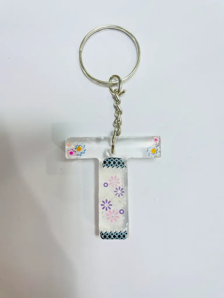 Letter 'T' with designs Keychain -GMK034