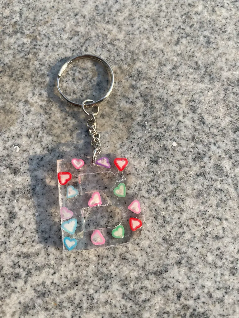 Letter 'B' with design Keychain -GMK050
