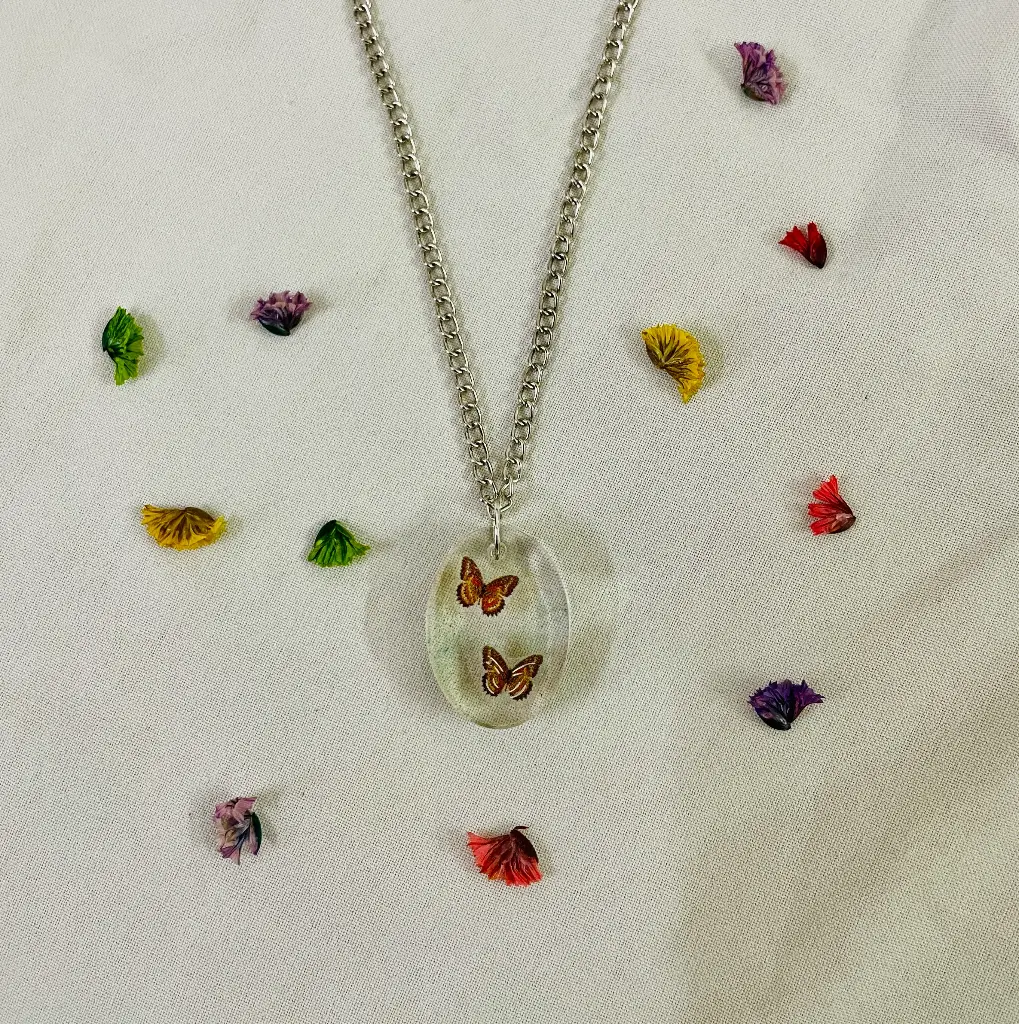 Butter fly pair Locket- GML004