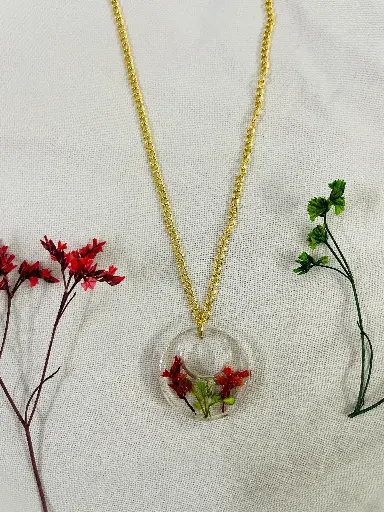 Red flowers and leaf Locket -GML017